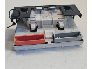 Дисплей    P8200028364A   Renault Scenic I