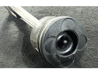 Píst BMW X5 E53 pro naftový motor 3.0