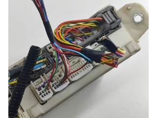 Блок предохранителей 8267253060 Lexus IS 220D-250-350