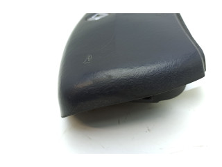 Подушка безопасности водителя 8200136331   Renault Trafic II (X83)