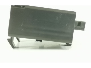 Блок управления 13587438, 813086121 Chevrolet Corvette C7