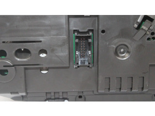 Přístrojová deska BMW 1 E81 E87 102495262