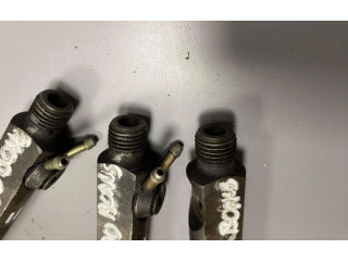 Форсунка 074130201Q    Volvo S80   