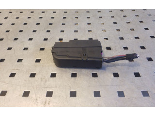   Pojistková skříňka 8K0941824   Audi A5 8T 8F 2007