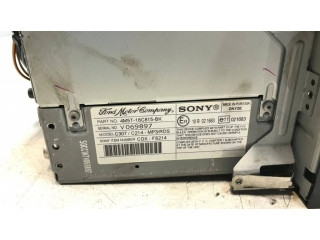 Радио/ проигрыватель CD/DVD / навигация