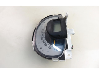 Панель приборов Daihatsu Sirion