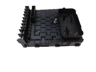 Блок предохранителей 1K0937118, 1K0937125D Skoda Yeti (5L)