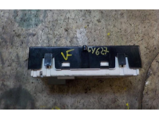 Дисплей       Renault Trafic II (X83)