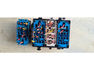 Pojistková skříňka 8200003634 Renault Espace IV 2003