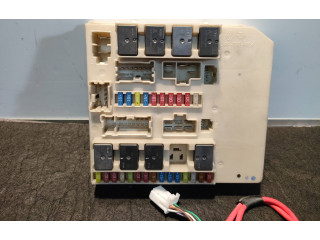 Блок предохранителей  6105, 233293D   Renault Clio III    