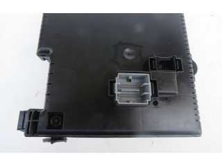 Блок предохранителей 30786646, 06W502 Volvo XC90