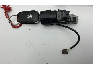 Комплект блоков управления 0281030545, 0281030545   Peugeot 2008 I