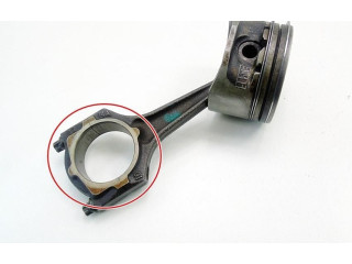 Píst 13101850 Opel Astra G