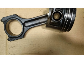 Píst 0840BB BMW 3 E92 E93 pro naftový motor 2.0