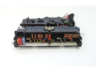 Блок предохранителей 8364540, 8364540   BMW X3 E83    