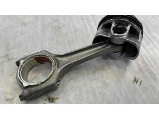  Поршень с шатуном  8654480  BMW 2 F46 для бензинового двигателя 1.5