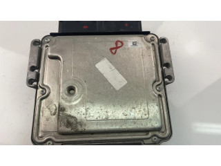Блок управления двигателем Блок управления 391402A925, 0281033002   KIA Ceed