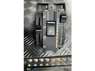 Блок управления климат-контролем 7701040161   Renault Express