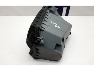 Блок предохранителей 8K2907355D Audi Q5 SQ5