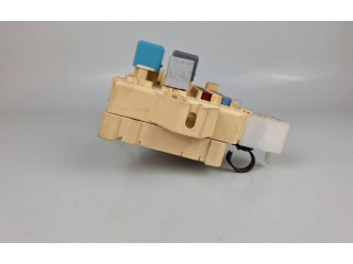 Блок предохранителей 892210F010 Toyota Corolla Verso AR10