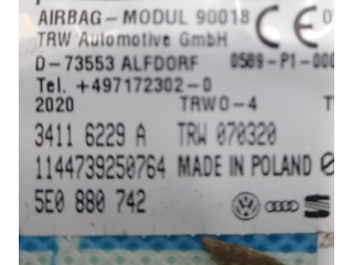Боковая подушка безопасности 5E0880742, 0589P1000051 Skoda Octavia Mk4