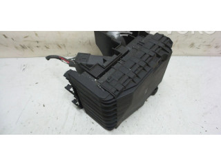 Блок предохранителей 1K0937125   Skoda Octavia Mk2 (1Z)    