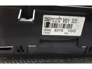 Přístrojová deska Volkswagen PASSAT B5.5 2003 3B0920826A, 110080137002