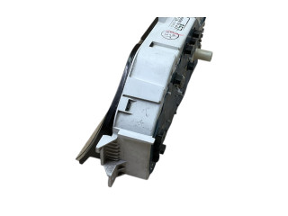 Přístrojová deska Mitsubishi Lancer 1997 MB680657, 738080