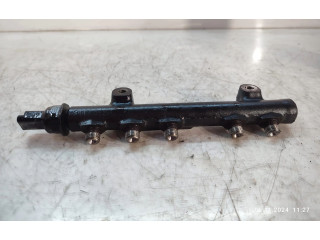 Магистральная трубка топлива 9684753080    Peugeot 5008  DV6C 