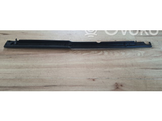 Vstřikovací lišta 4N0820581   Audi A8 S8 D5     