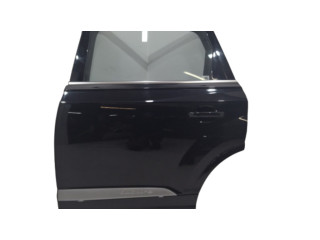 Задняя дверь