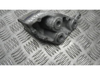 Кронштейн охладителя EGR