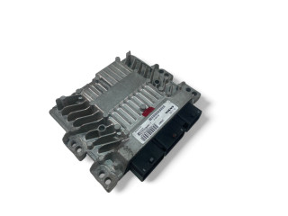 Блок управления двигателем Блок управления 31269189   Volvo V70