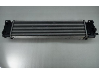 Интеркулер P31686408, T429608 Volvo XC40