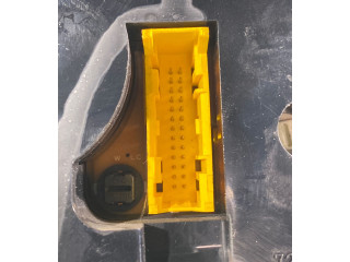 Přístrojová deska Audi 80 90 S2 B4 1992 5KG00600002, 893919067D