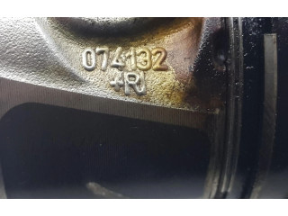  Поршень с шатуном  0628W2  Citroen C1 для бензинового двигателя 1.0