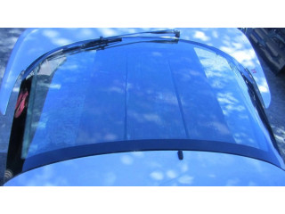 Задняя крышка (багажника)