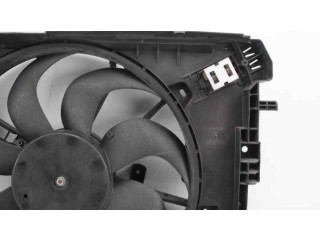 Вентилятор радиатора     214818009R    Renault Clio IV 