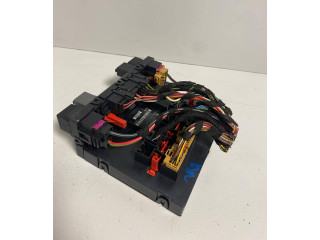 Блок комфорта 3C0937049AE, 28068688 Skoda Octavia Mk2 (1Z)