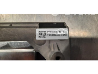 Дисплей Tesla Model S