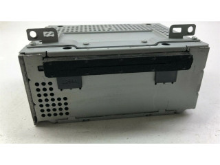 Радио/ проигрыватель CD/DVD / навигация