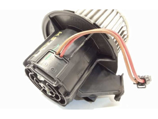 Вентилятор печки    V7771001, A2128200708   Mercedes-Benz CLS C218 X218