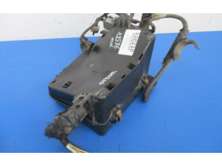 Блок предохранителей     Volvo 960    