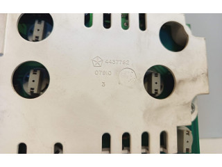 Přístrojová deska Chrysler Voyager 04685629