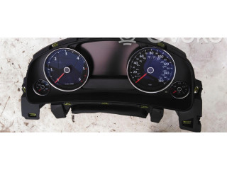 Přístrojová deska Volkswagen Touareg II 2010 7P6920980A