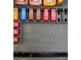   Pojistková skříňka 13449211, 1110225AB   Opel Zafira C 2015