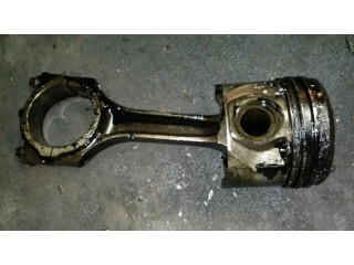 Píst 24574B   Ford Mondeo Mk III  pro naftový motor 2.0  