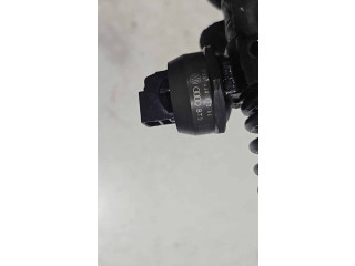 Форсунка 038130073AG    Audi A3 S3 8L   