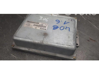Блок управления двигателем Блок управления 0261204052   Peugeot 306