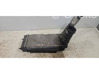 Радиатор интеркулера 8V519L440AD   Ford  Fiesta  2009 - 2012 года